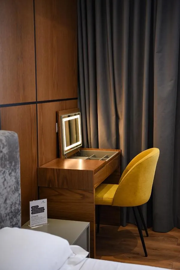 The Wilson Tirana Hotel 0*,  Albania